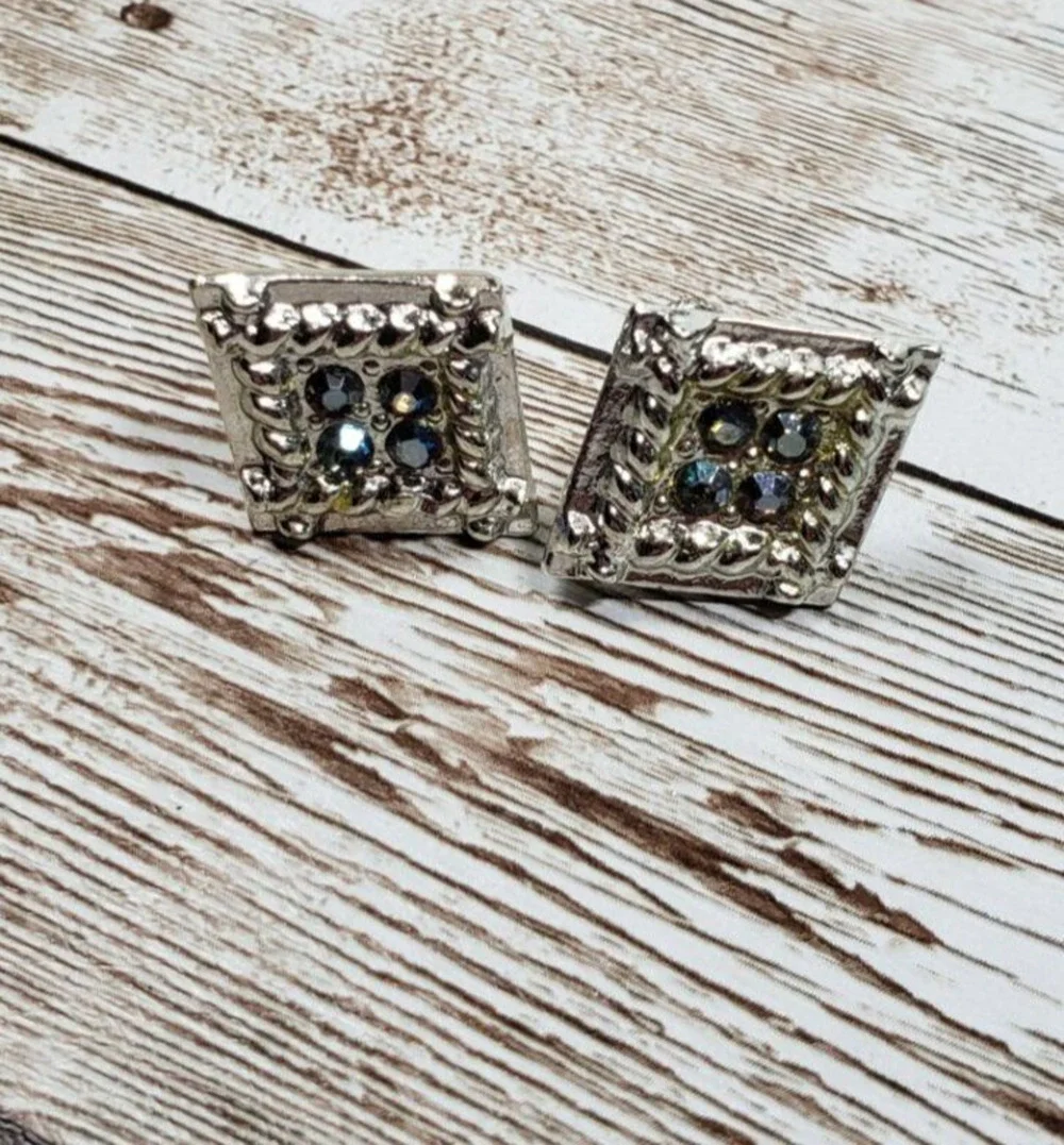 Vintage Screw On Earrings Silver Tone Diamond Shaped Dark Iridescent Stones